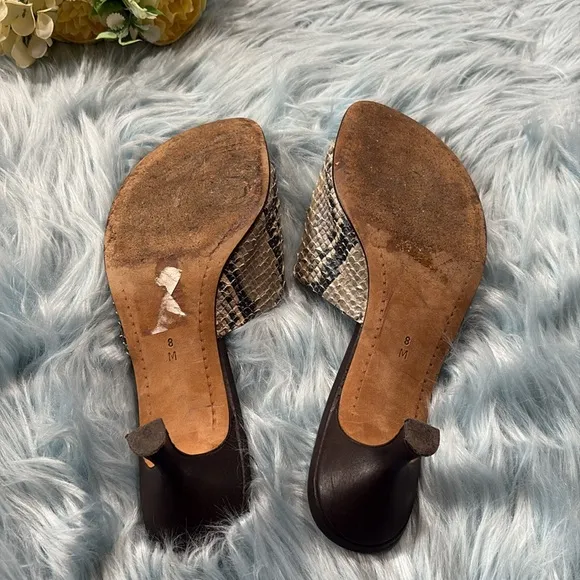 Donald J Pliner Valore Rose Pittone Toe Loop Kitten Heels sz 8