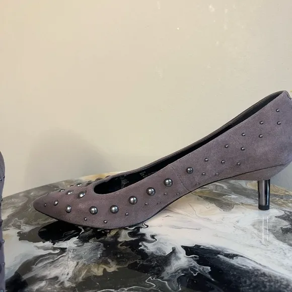 Donald Pliner Bazie Gray Studded Suede Kitten Heels 9