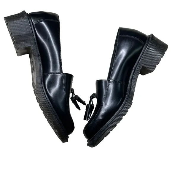 Dr. Doc Martens Favilla Tassel Slip On Loafer. Size 5 FAVILLA WAX SMOOTH