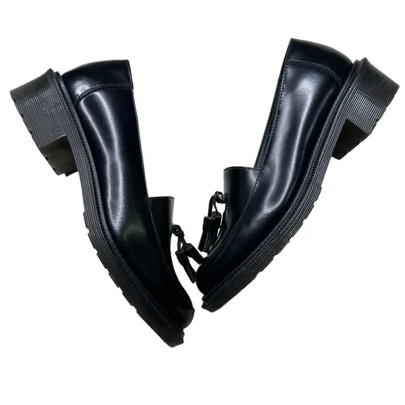 Dr. Doc Martens Favilla Tassel Slip On Loafer. Size 5 FAVILLA WAX SMOOTH
