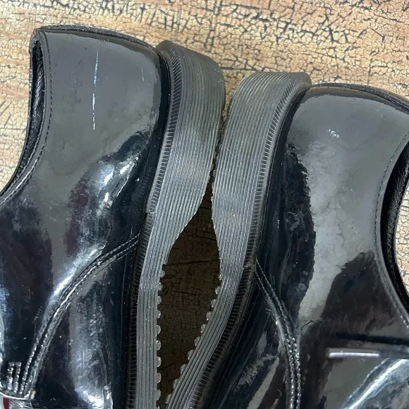 Dr Marten Tanner Leather Oxfords