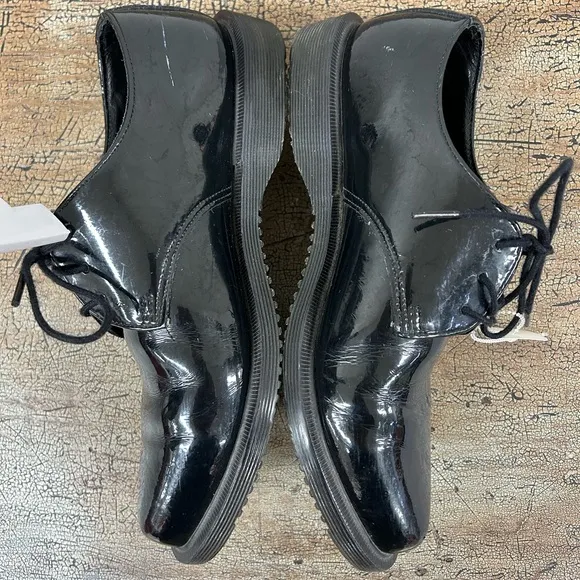 Dr Marten Tanner Leather Oxfords