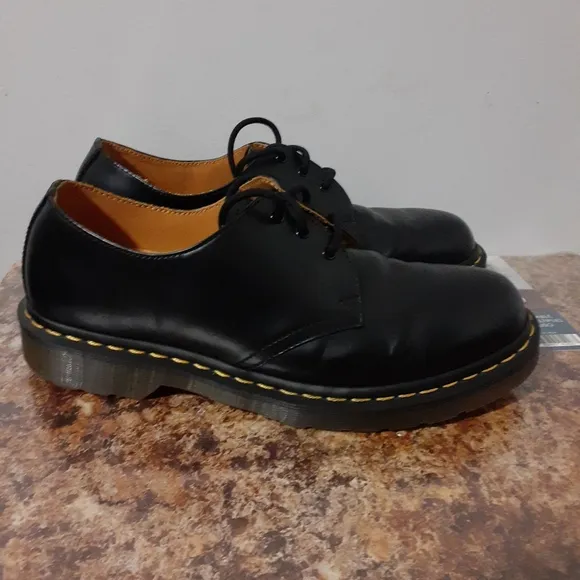 Dr. Martens 1461 3 Eye Leather Oxfords 11838002 BLACK SMOOTH - Men’s Size US 9