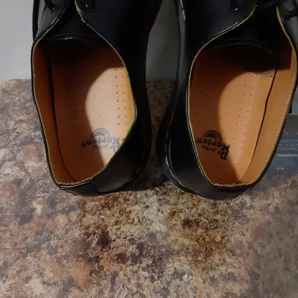 Dr. Martens 1461 3 Eye Leather Oxfords 11838002 BLACK SMOOTH - Men’s Size US 9