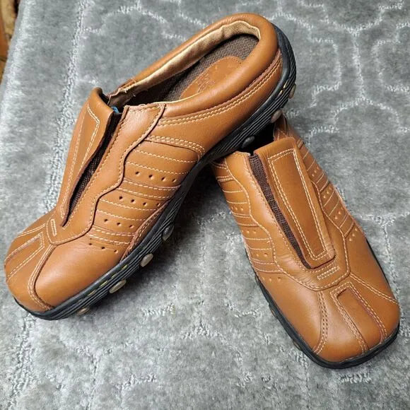 DR MARTENS Brown Leather Slip On Mules 8B02 LEATHER SQUARE TOE SHOES WOMENS SZ 6
