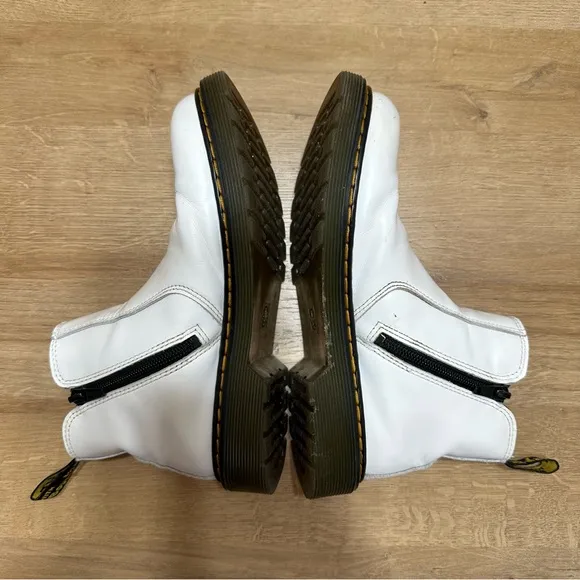 Dr Martens Quad Chelsea 2976J Size 4 White