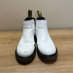 Dr Martens Quad Chelsea 2976J Size 4 White