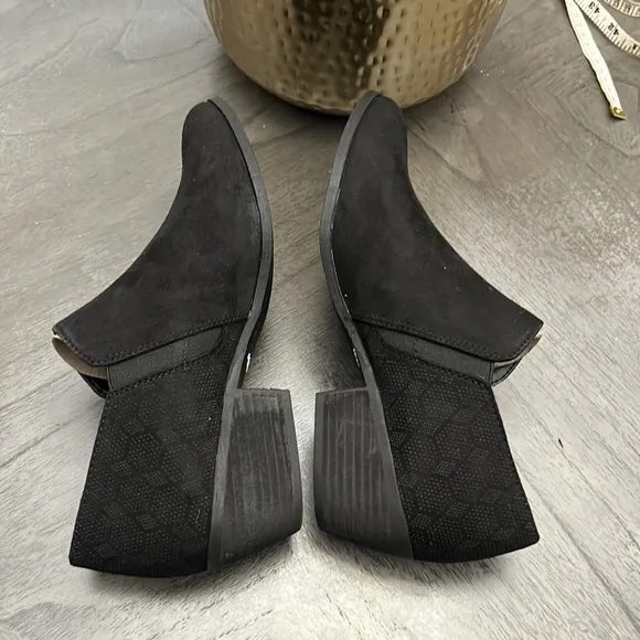 Dr. Scholl's  Women's Brief Ankle Boot