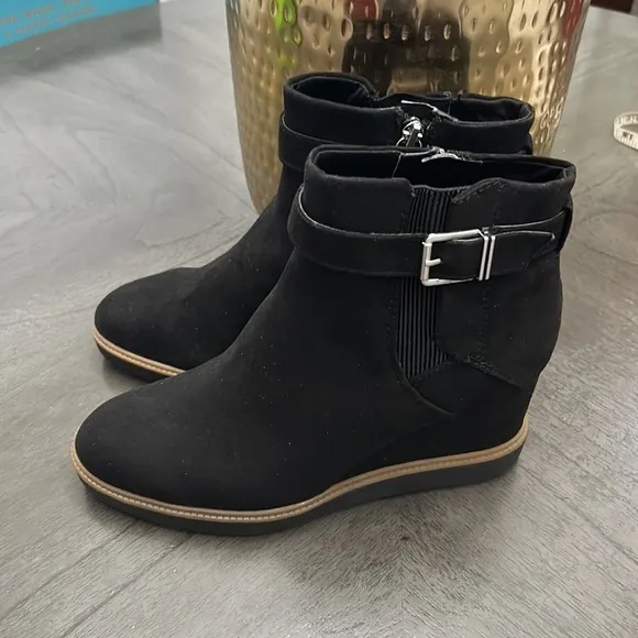 Dr. Scholl's Women's Jacinda Ankle Boot