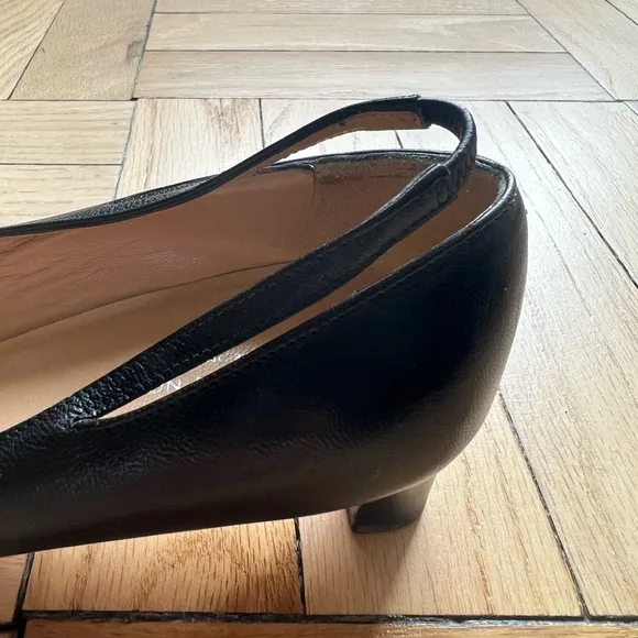Dries Van Noten black kitten heels. Size 7.5. 1.75” heel. Made in Italy.