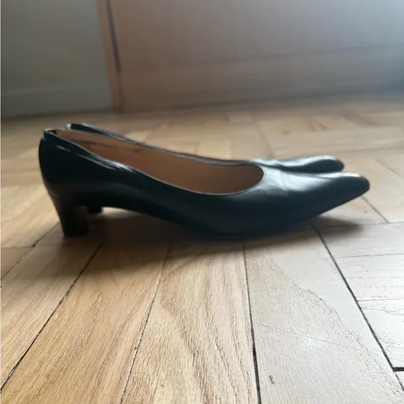 Dries Van Noten black kitten heels. Size 7.5. 1.75” heel. Made in Italy.