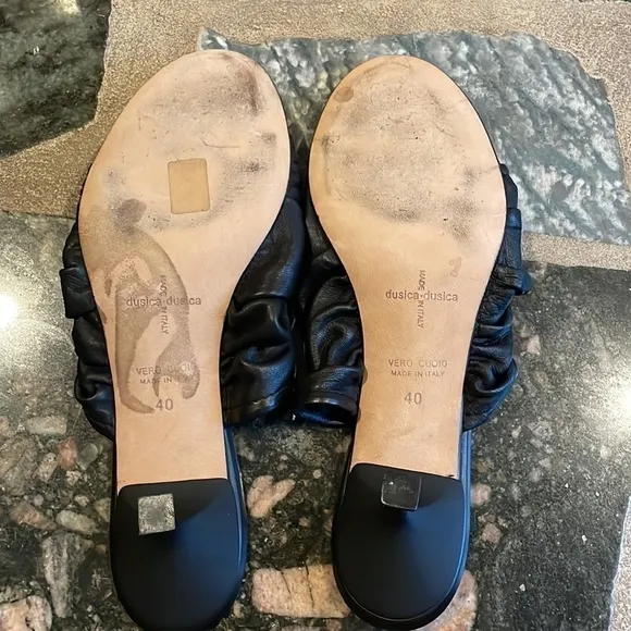 dusica dusica- Black Keba Mule Pumps