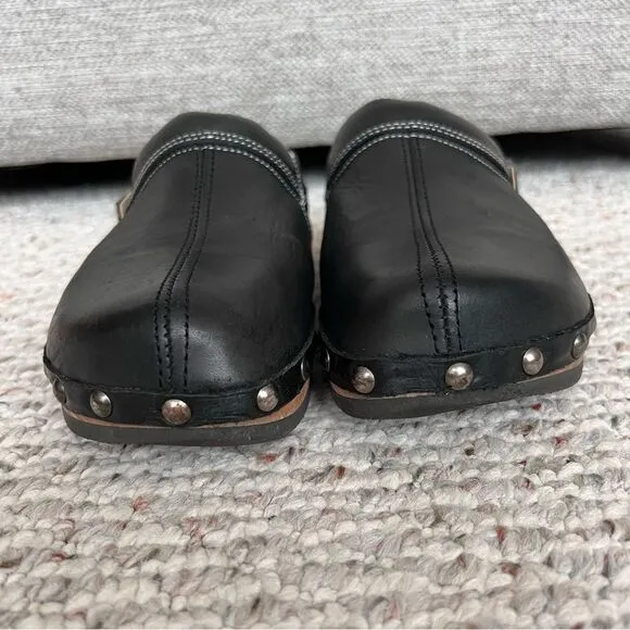 Earth Kalso Shanti Black Leather Clogs
