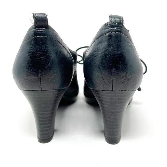 Earth Pannikin Leather Heeled Oxfords. Tassel Laces. Black. Size 8.5