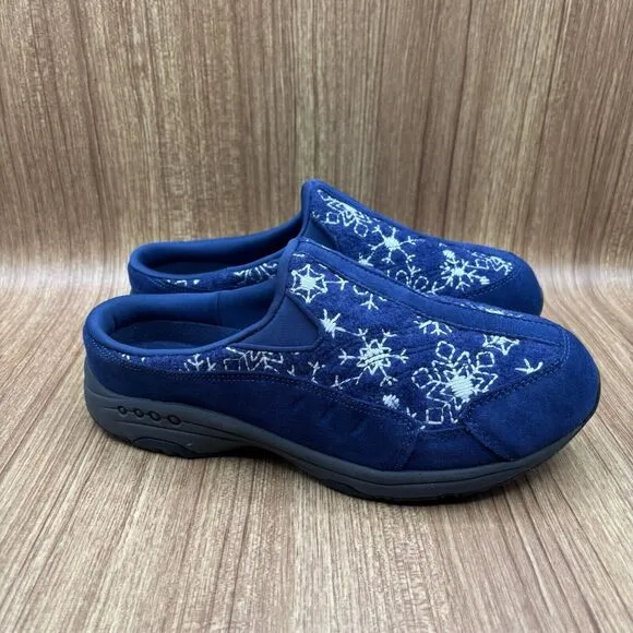 Easy Spirit Traveltime Clog Blue with White Snowflakes Women's Size 9WW