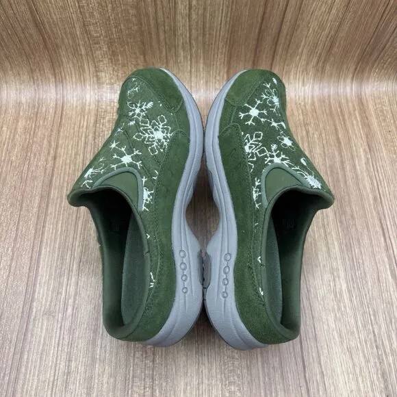 Easy Spirit Traveltime Clog Suede and Wool Green with Snowflakes Women Size 9WW