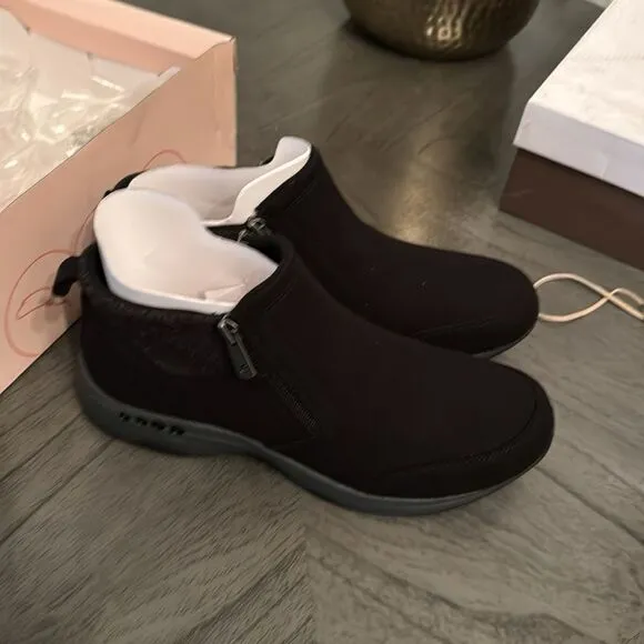 Easy Spirit Women's TShuffle Ankle Bootie