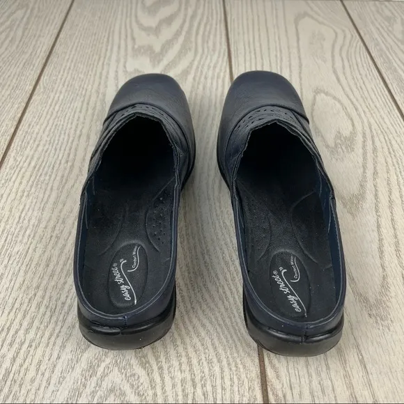 Easy Street Forever Women's Comfort Cutout Clogs 10N New Navy $55