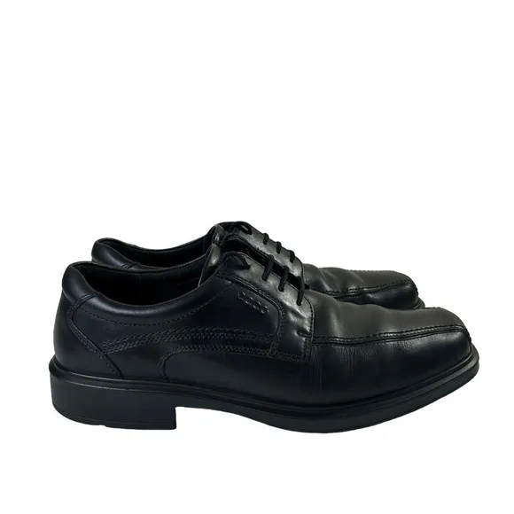 Ecco Black Leather Oxfords