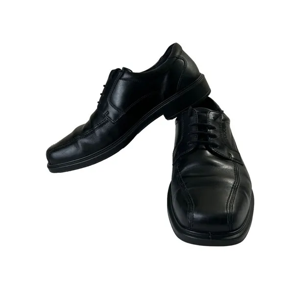 Ecco Black Leather Oxfords