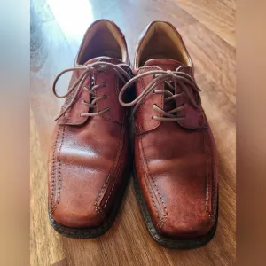 Ecco Square Toe tie up Oxfords Size 40 UK or 9 to 9.5 American