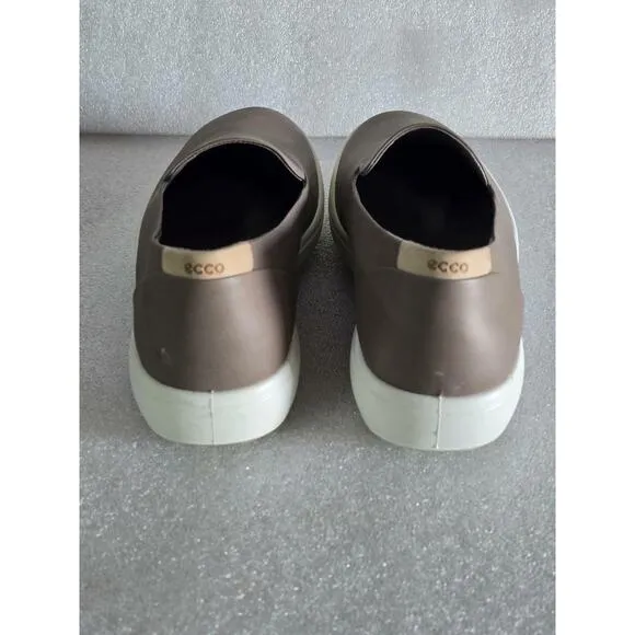 ECCO Women's Soft 7 Slip ON Sneaker, Taupe/Powder, 7-7. 5