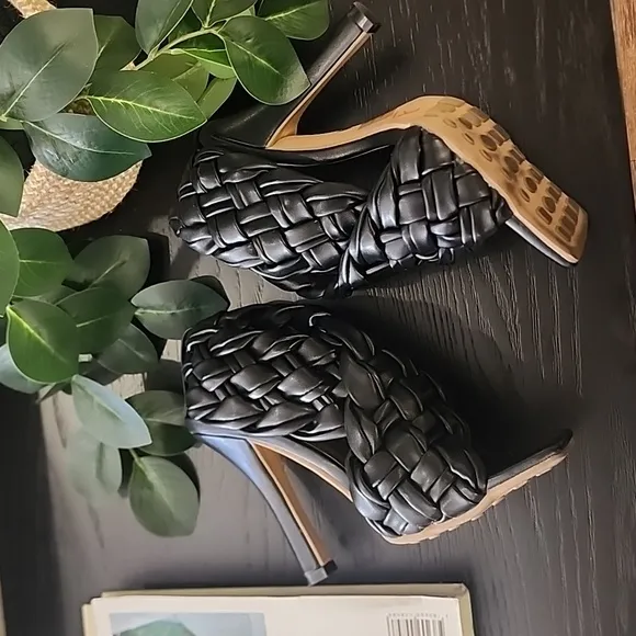 EGO Square Toe Puffy Braided Criss Cross Heels UK 6 US 8 Quilted Vegan Slingback