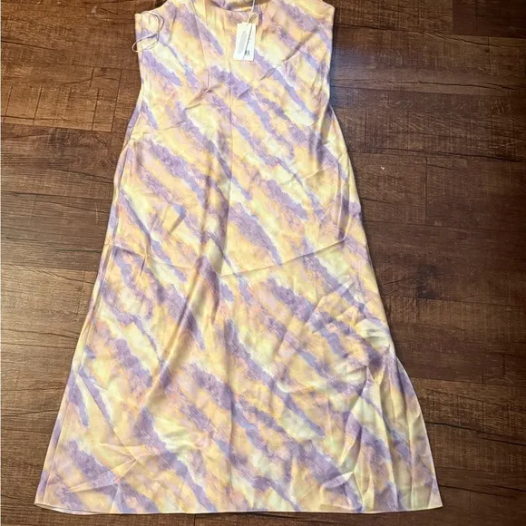 Elegant Purple and Cream Slip Dress