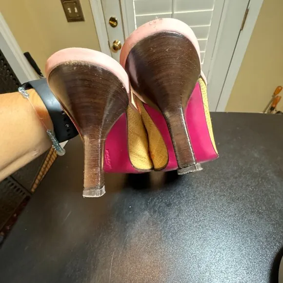 Emanuel Ungaro Paris size 9N floral raffia mules slipon