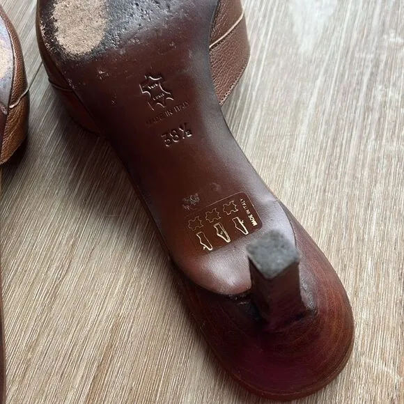 Enrico Antinori • Italian leather pointed mules