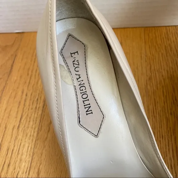 Enzo Angiolini || EA Flexo; Toe Buckle; Leather Kitten Heels; Size 6 1/2M