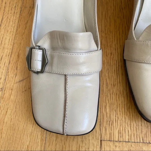 Enzo Angiolini || EA Flexo; Toe Buckle; Leather Kitten Heels; Size 6 1/2M