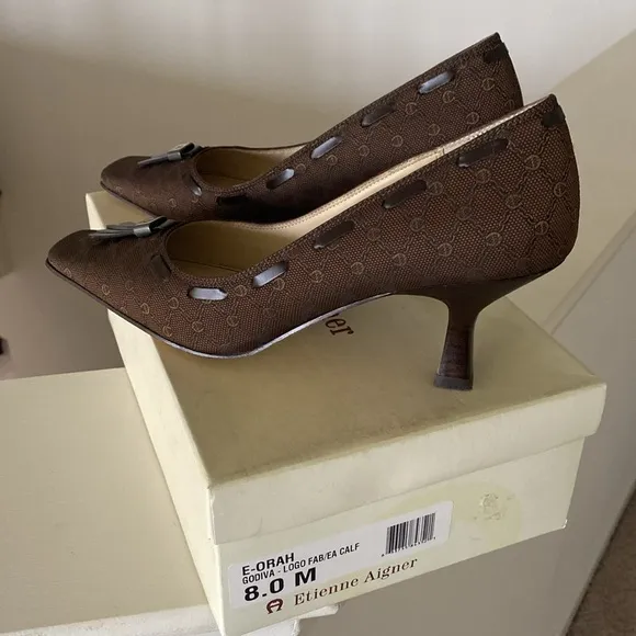 “Etienne Aigner” brown logo kitten heels; size 8
