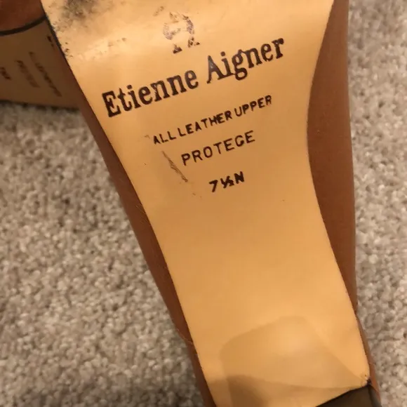 ETIENNE AIGNER CARAMEL LEATHER MULE.. PROTEGE
