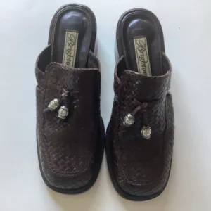 EUC Brighton Weaved  Mules Size 7.5