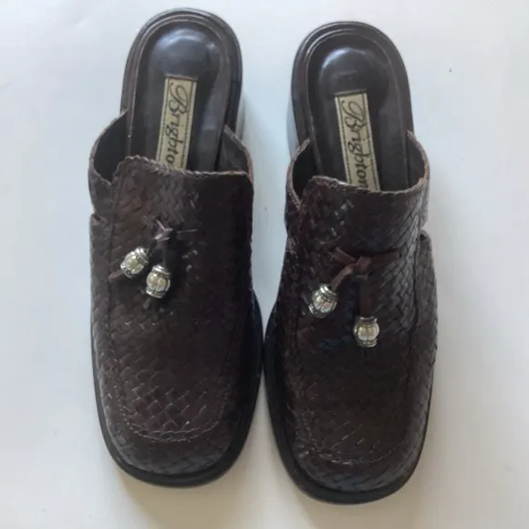 EUC Brighton Weaved  Mules Size 7.5