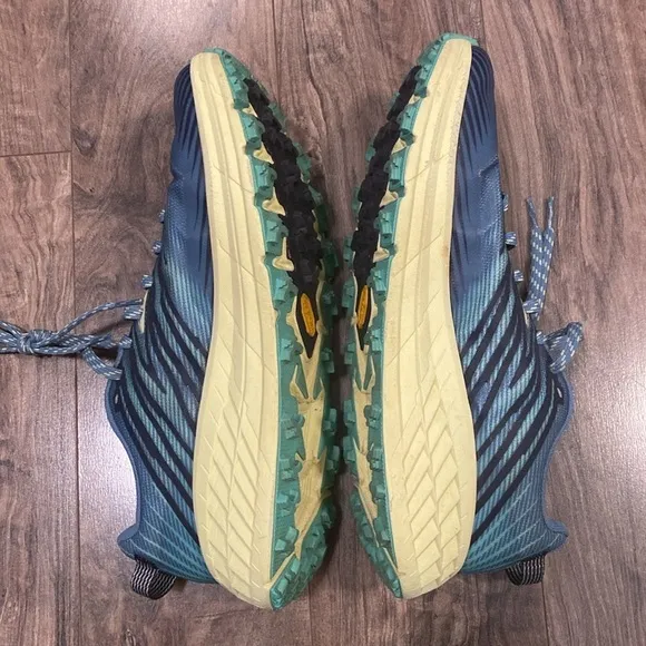 Euc Hoka Speedgoat Trail Running Sneaker Blue and Yellow Size 10