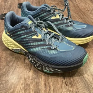 Euc Hoka Speedgoat Trail Running Sneaker Blue and Yellow Size 10