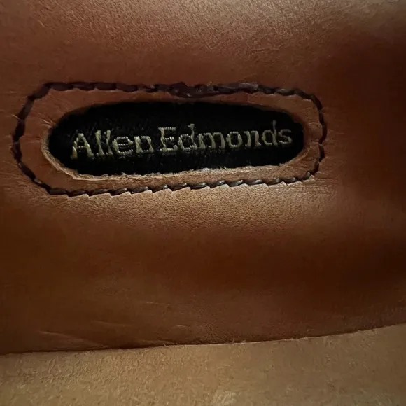 EUC Men’s Leather Allen Edmonds Bainbridge Navy Blue Cap Toe Oxfords Mens 7 E