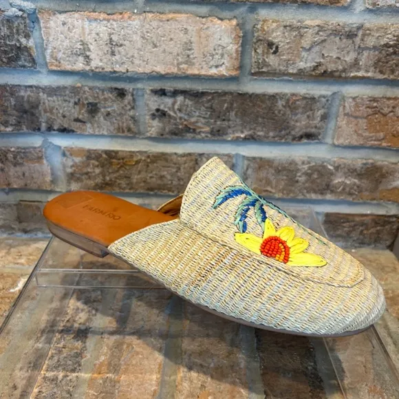Farm Rio Tropical Beaded Raffia Mule - Size US 11