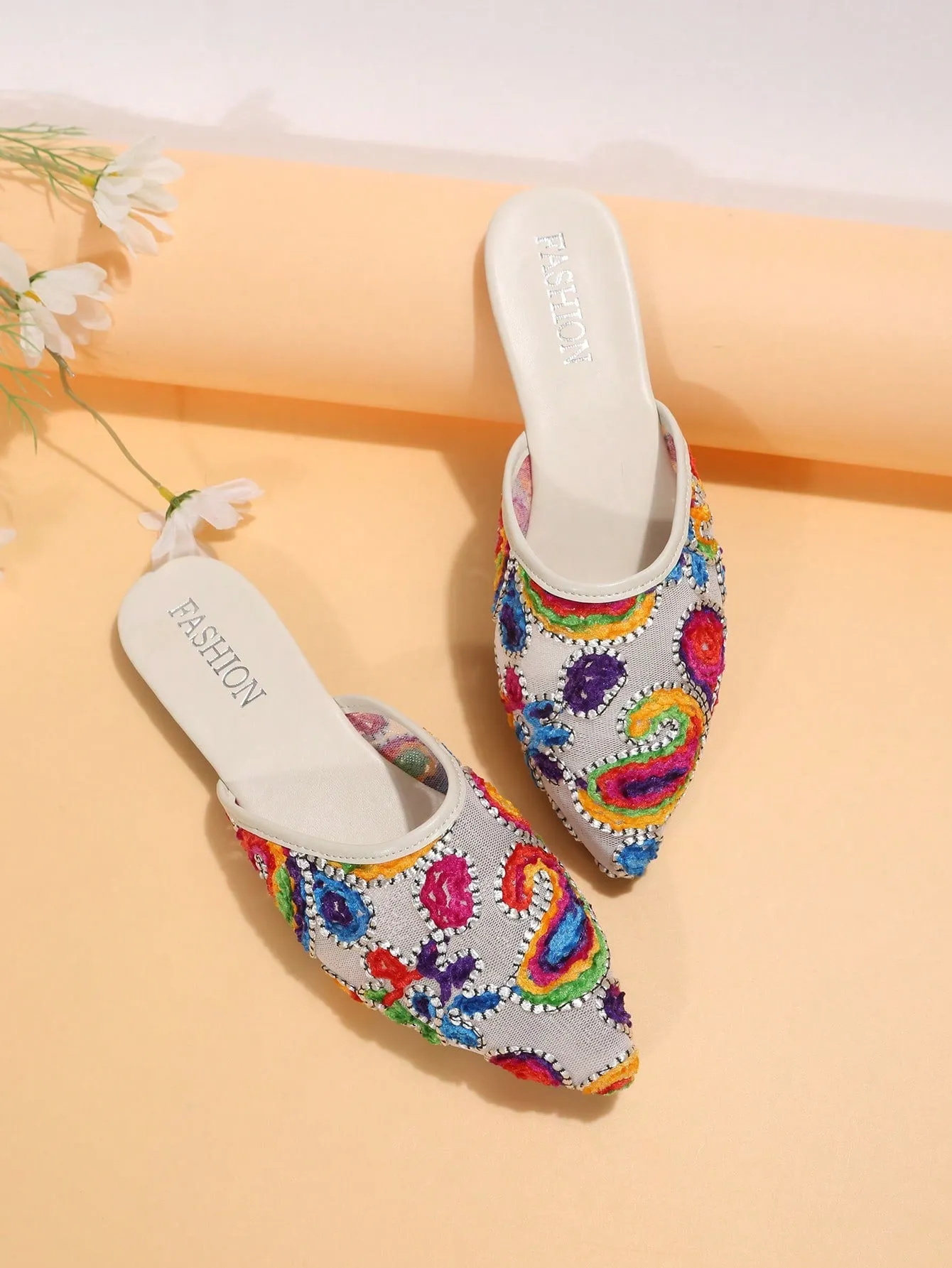 Fashion Flats For Women, Colorblock Embroidery Detail Point Toe Flat Mules