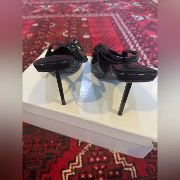 FEMME LA G63 Slingback Heels in Exotic Noir
