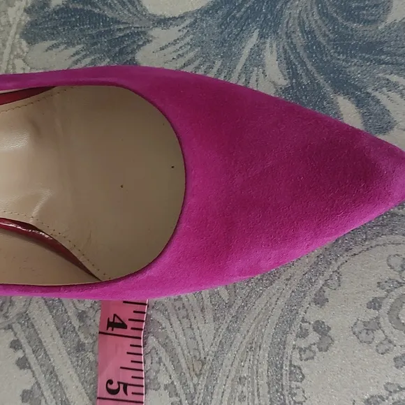 Ferragamo heels in fushia, size 8 1\2