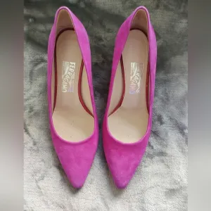 Ferragamo heels in fushia, size 8 1\2