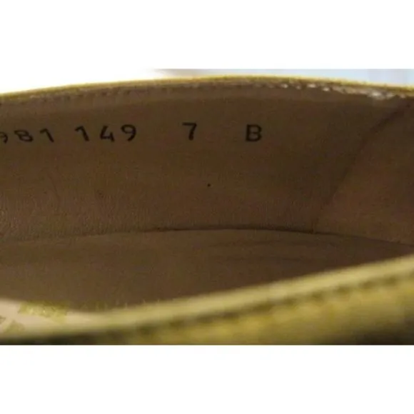 Ferragamo Yellow Suede Kitten Heels Pumps
