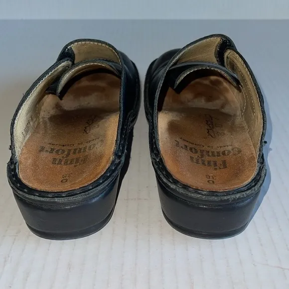 Finn Comfort Black Leather Santa Fe Slip On Soft Clogs
