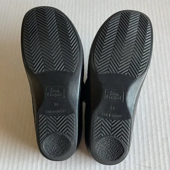 Finn Comfort Black Leather Santa Fe Slip On Soft Clogs