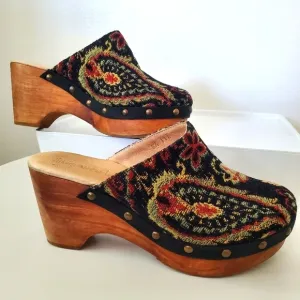 Five Worlds by Cordani Black Tapestry Embrpidered Clog Mules Made In Mexico