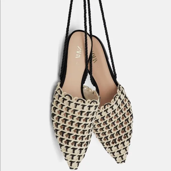FLAT WOVEN MULES