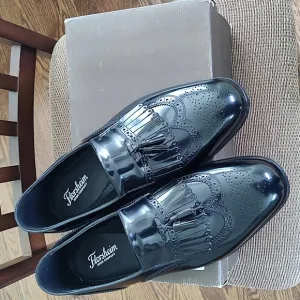Florsheim men's wingtips-NEW